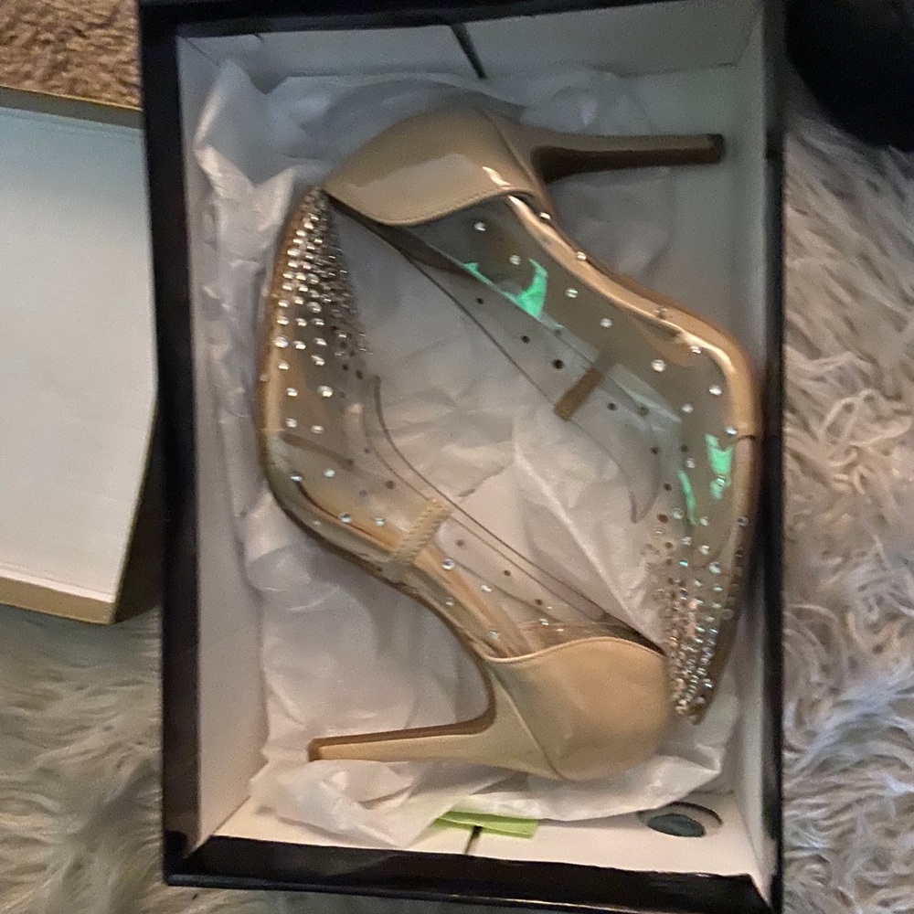 Thalia sodi Clear/Nude Heels